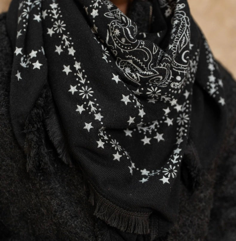 Star scarf